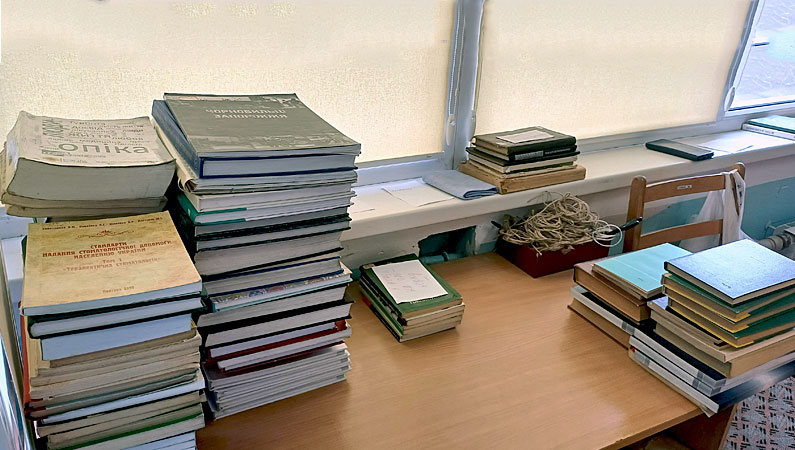 Насичені робочі будні бібліотеки ЗДМФУ